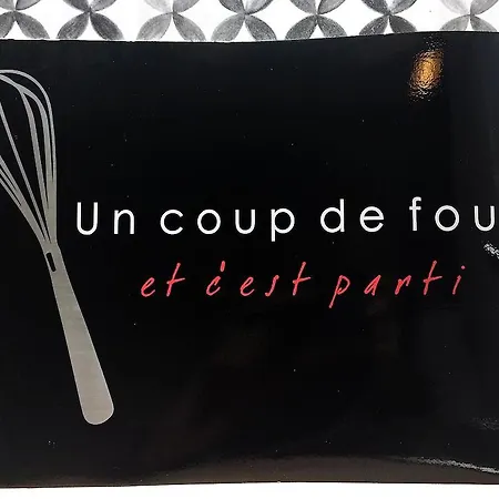 Apartmán Duplex De Charme Au Coeur De Montmartre *