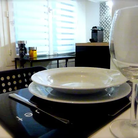 Duplex De Charme Au Coeur De Montmartre Apartment