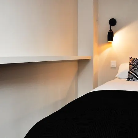 Duplex De Charme Au Coeur De Montmartre *
