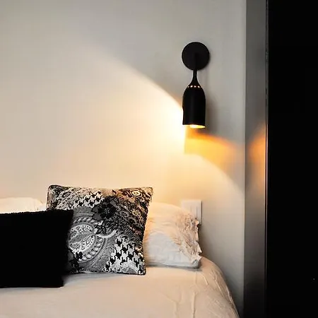 Duplex De Charme Au Coeur De Montmartre Апартаменты Париж