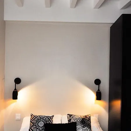 Apartment Duplex De Charme Au Coeur De Montmartre *