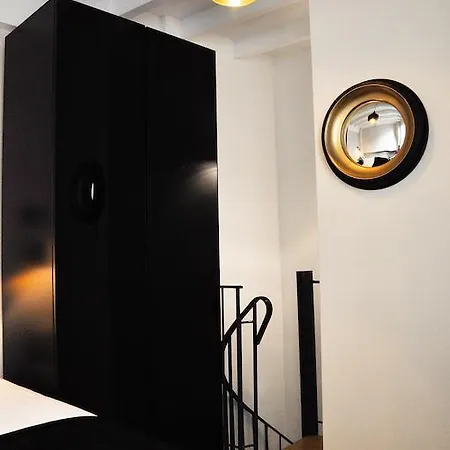 Duplex De Charme Au Coeur De Montmartre *