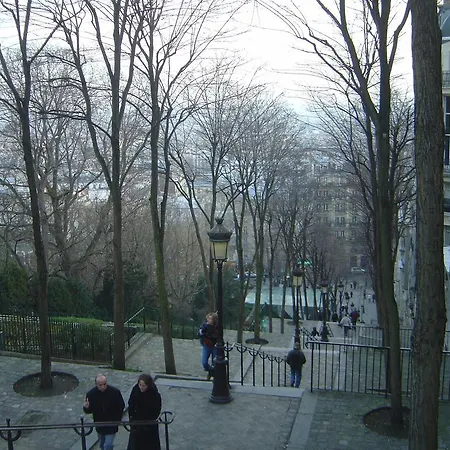 Duplex De Charme Au Coeur De Montmartre *